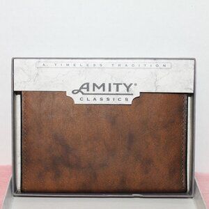 NWT Amity Cowhide Leather Men's Wallet